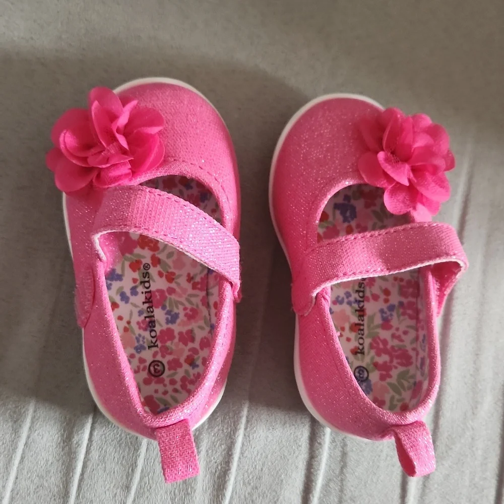 Koala kids Mary Jane pink shoes Size 3 - Picture 2 of 6